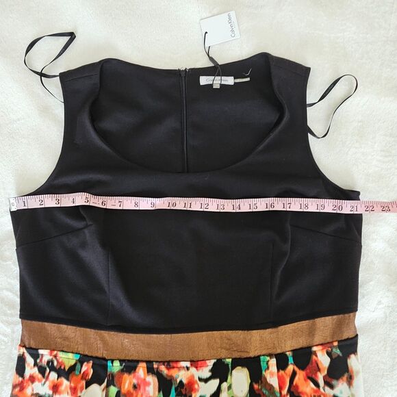 Calvin Klein Plus Size 14W Sheath Dress in Black/Tomato Multi-Color Floral - Picture 5 of 8